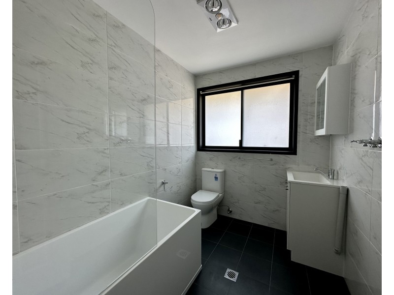 20a Thompson Avenue, Moorebank NSW 2170