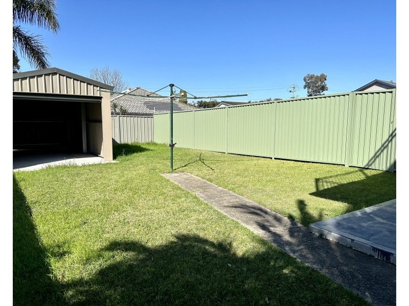 20a Thompson Avenue, Moorebank NSW 2170