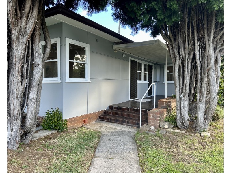 9 Nettleton  Avenue, Riverwood NSW 2210