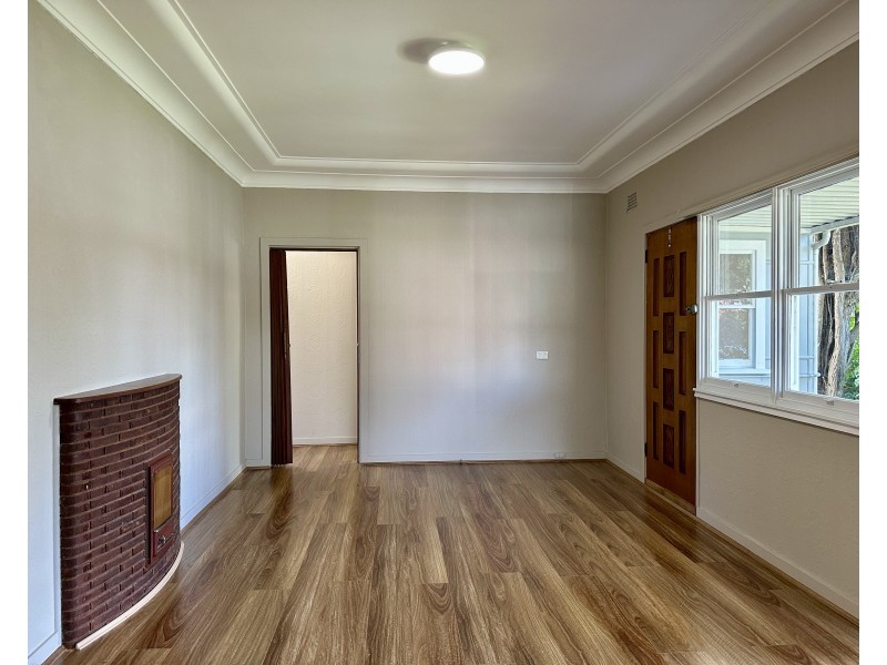 9 Nettleton  Avenue, Riverwood NSW 2210