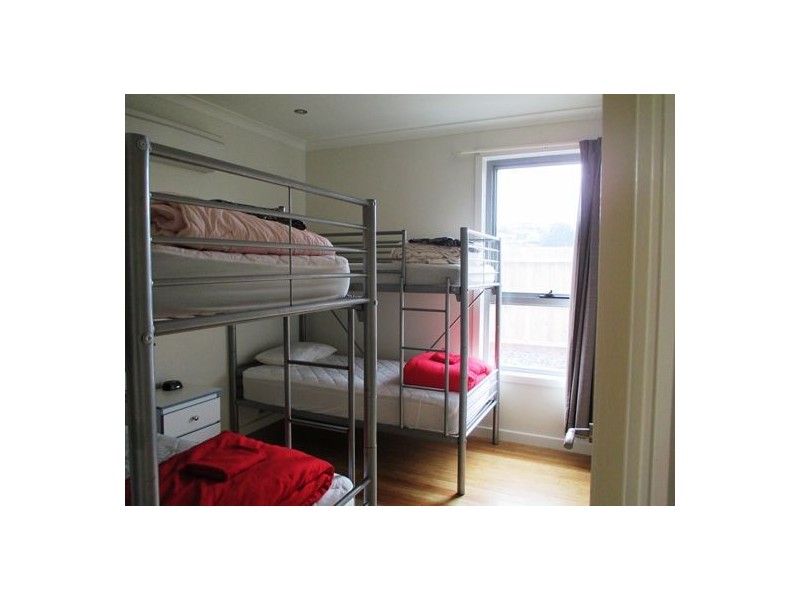 106 Carpenter Street, Lakes Entrance VIC 3909