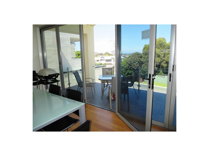 106 Carpenter Street, Lakes Entrance VIC 3909