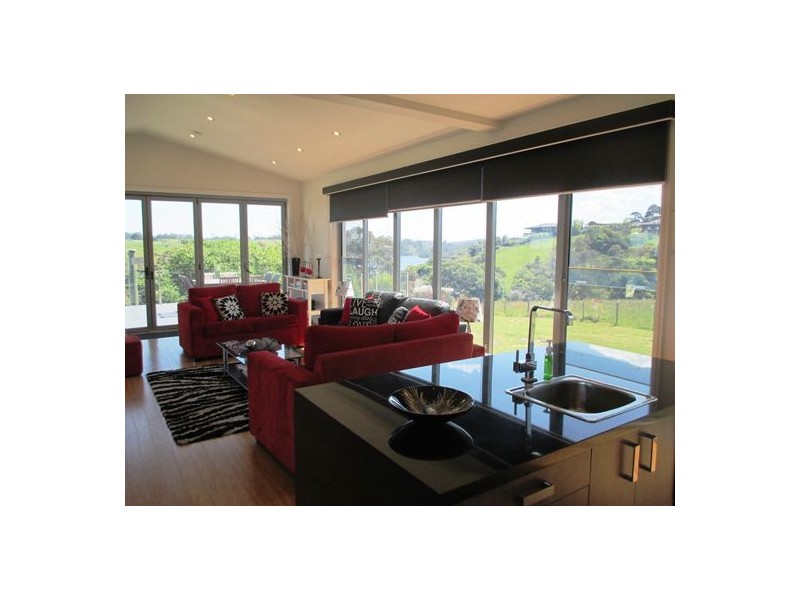 106 Carpenter Street, Lakes Entrance VIC 3909