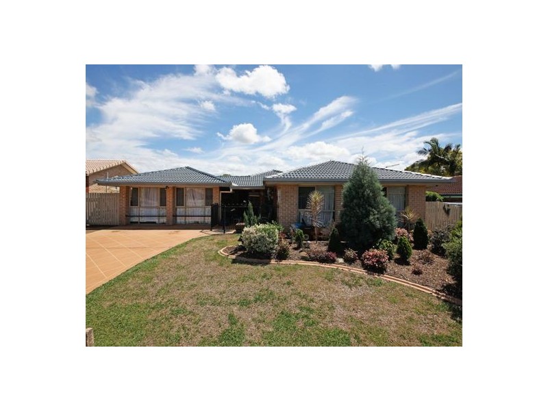 7 Cook Avenue, Caboolture South QLD 4510