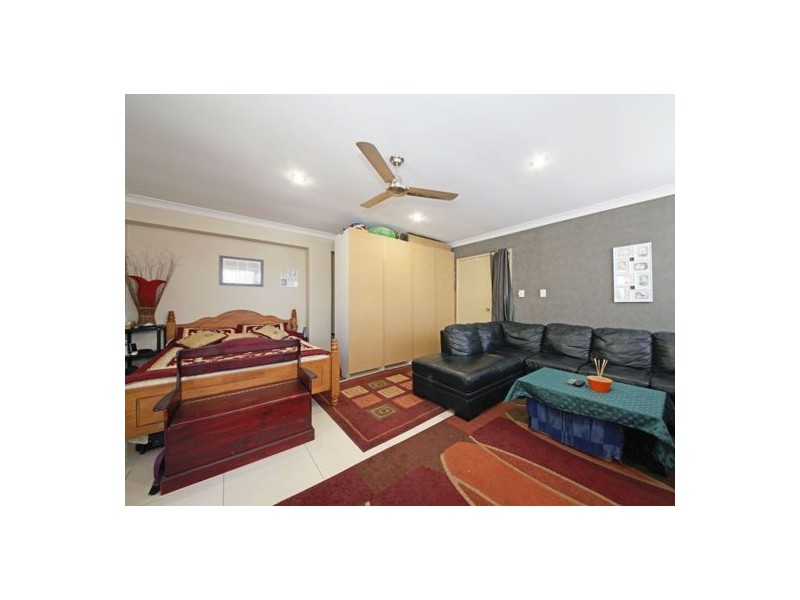 7 Cook Avenue, Caboolture South QLD 4510