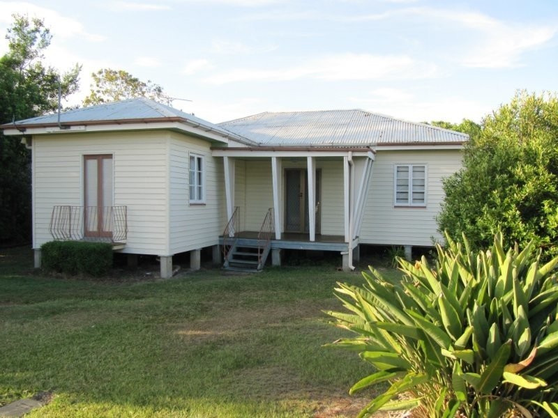 10 Joyce Street, East Ipswich QLD 4305