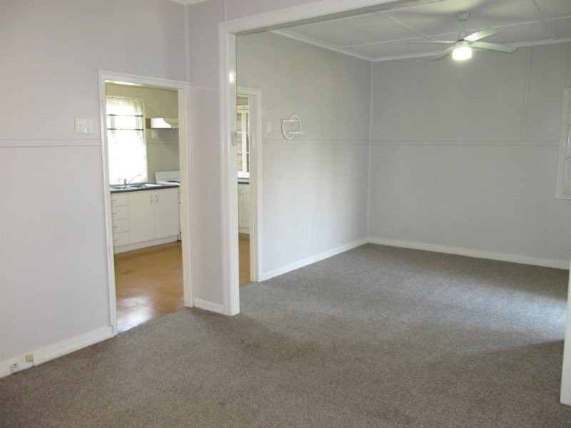 10 Joyce Street, East Ipswich QLD 4305