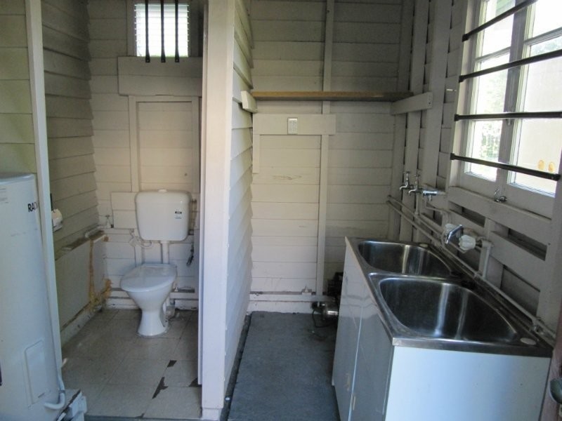 10 Joyce Street, East Ipswich QLD 4305