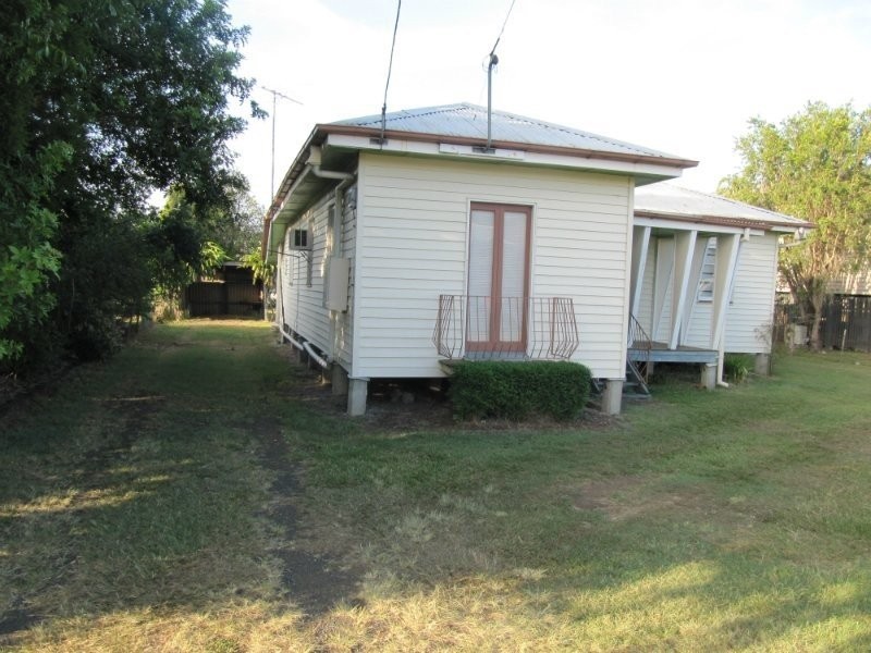 10 Joyce Street, East Ipswich QLD 4305