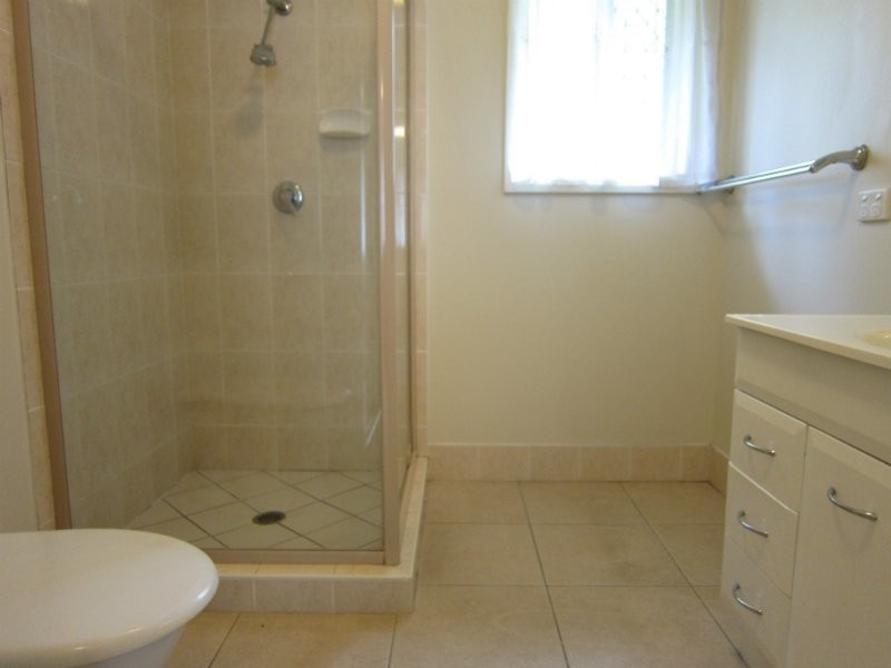 28 North Station Road, North Booval QLD 4304