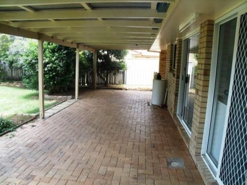 9 Bernadette Crescent, Rosewood QLD 4340