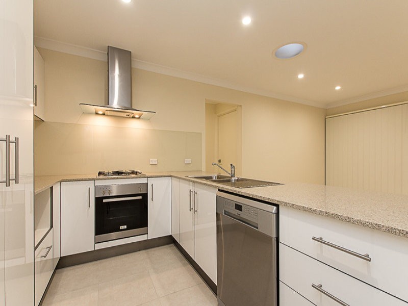 21 Cowie Street, Deebing Heights QLD 4306