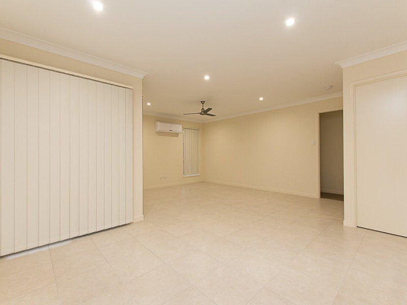 21 Cowie Street, Deebing Heights QLD 4306