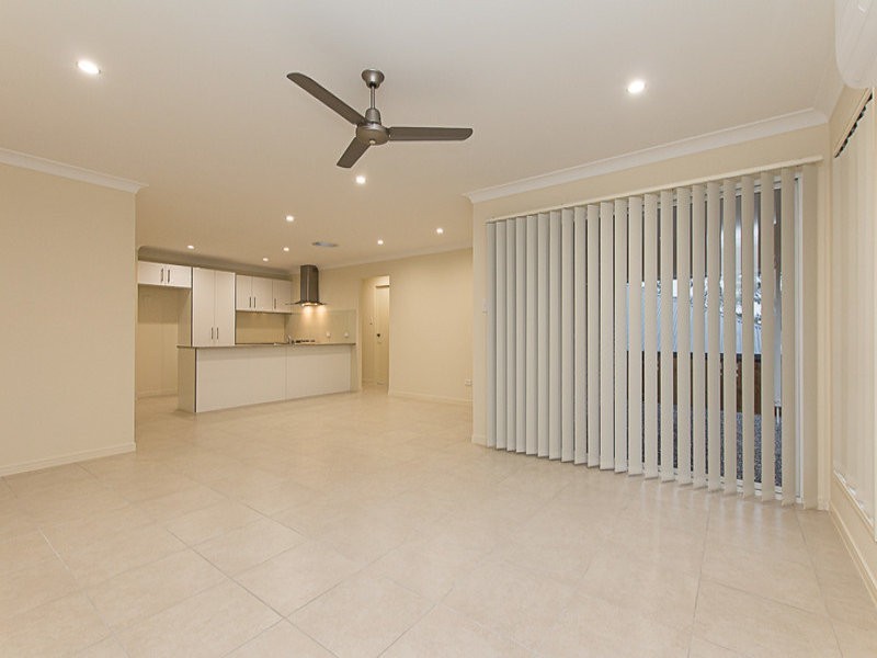 21 Cowie Street, Deebing Heights QLD 4306