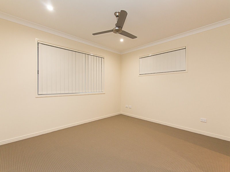 21 Cowie Street, Deebing Heights QLD 4306