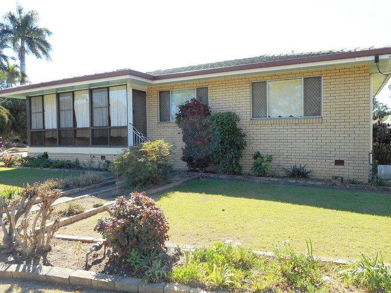 5 Rowan Drive, Brassall QLD 4305