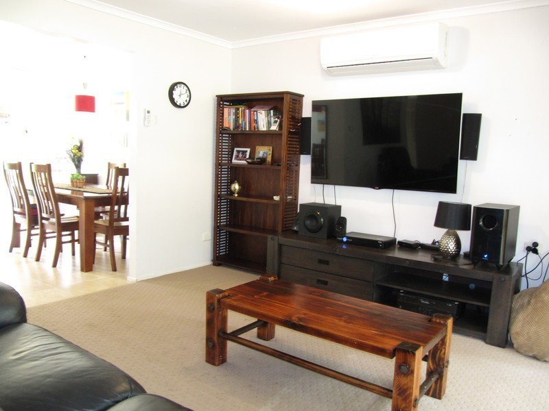 113 Velvet Street, Pine Mountain QLD 4306