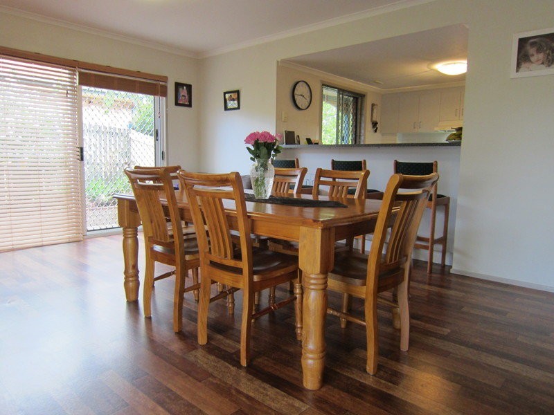 11 Jonquil Circuit, Flinders View QLD 4305