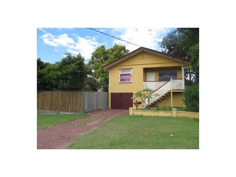 1 James Street, East Ipswich QLD 4305