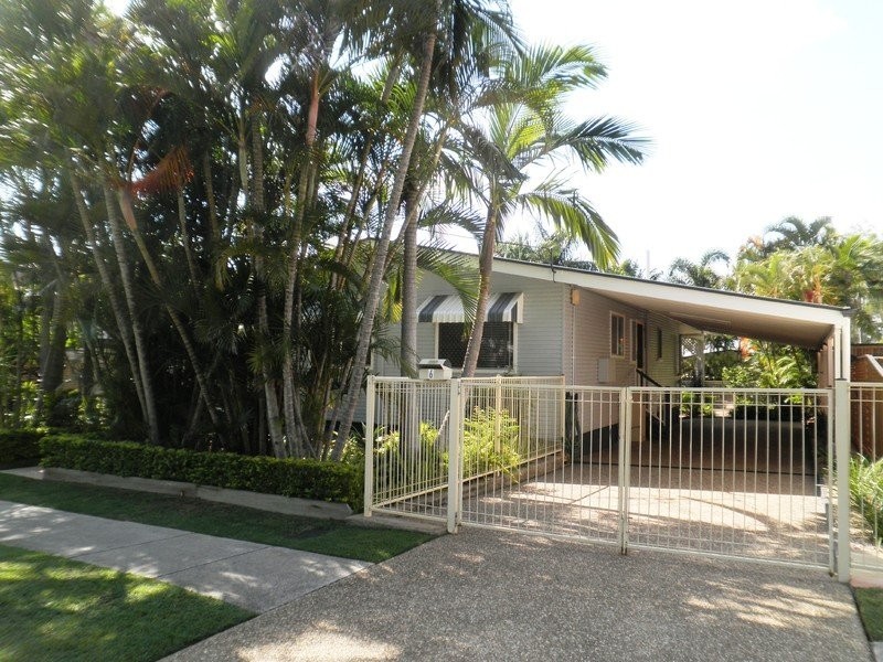 6 Kynance Street, Leichhardt QLD 4305