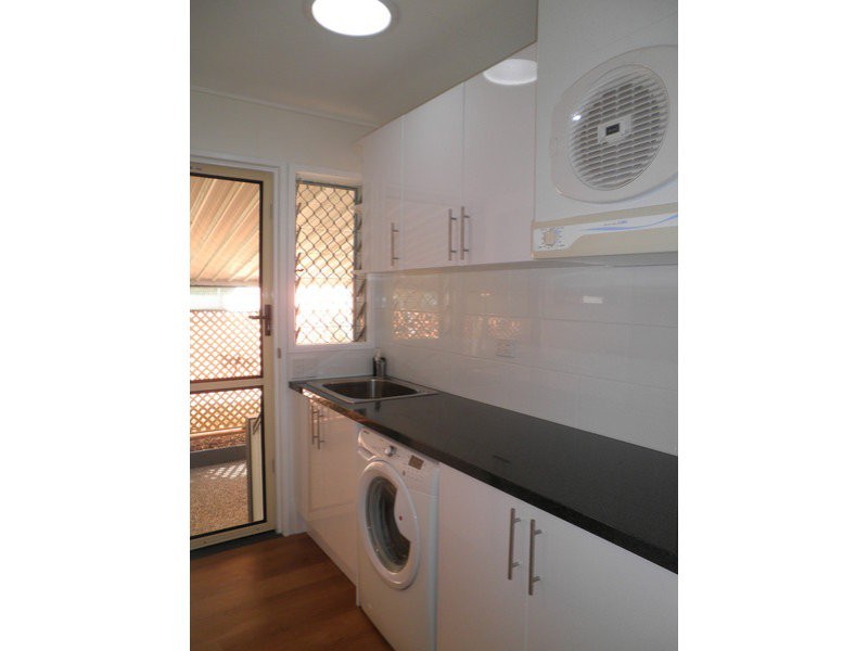 6 Kynance Street, Leichhardt QLD 4305