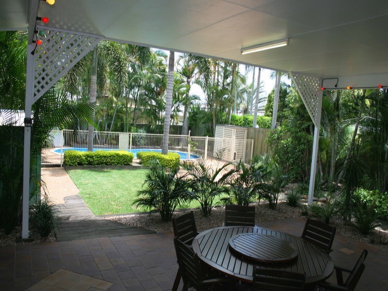 6 Kynance Street, Leichhardt QLD 4305