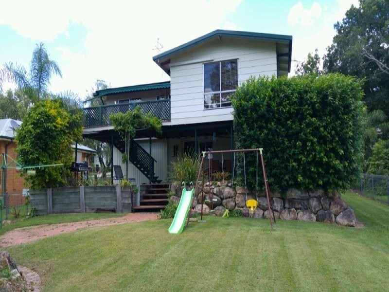 7 Johnston Street, Silkstone QLD 4304