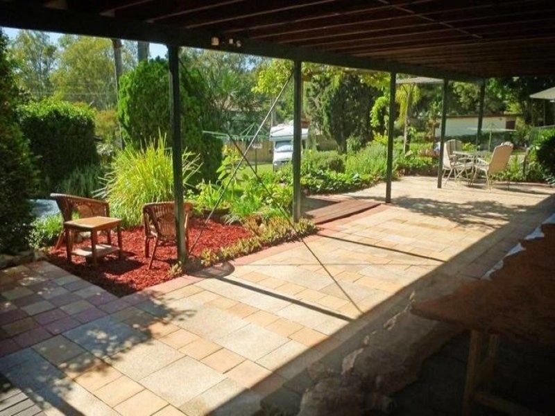 7 Johnston Street, Silkstone QLD 4304