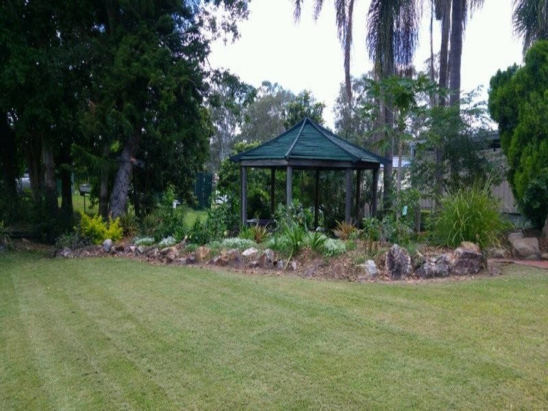 7 Johnston Street, Silkstone QLD 4304