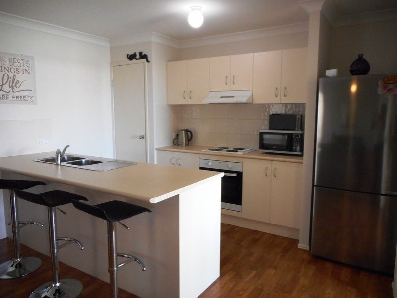 13 Wattle Crescent, Raceview QLD 4305
