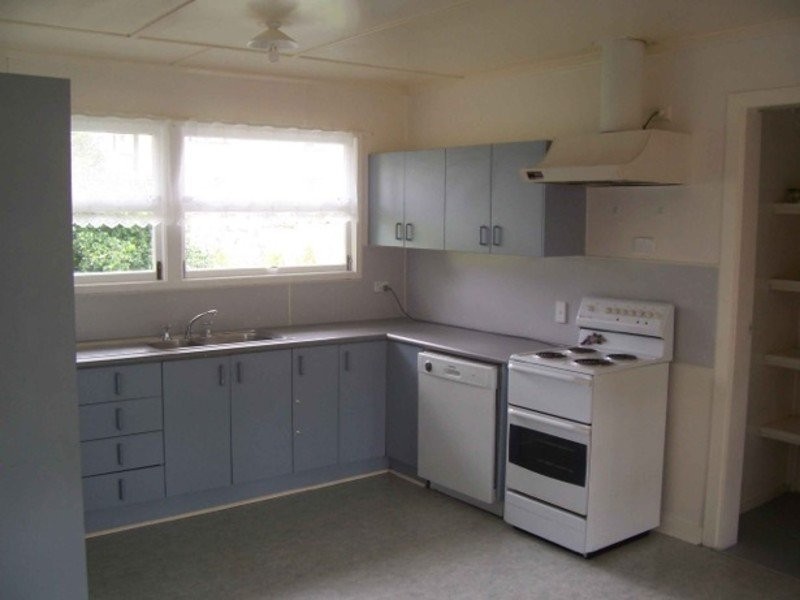 4 Melbourne Street, Brassall QLD 4305