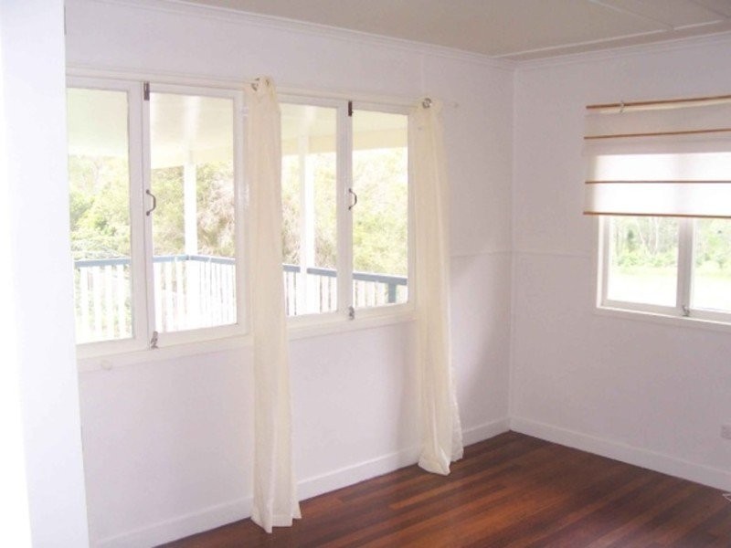 4 Melbourne Street, Brassall QLD 4305