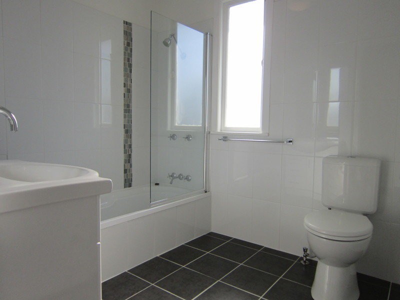 11 Charlotte Street, Basin Pocket QLD 4305