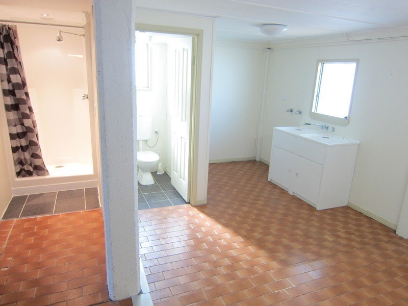 11 Charlotte Street, Basin Pocket QLD 4305