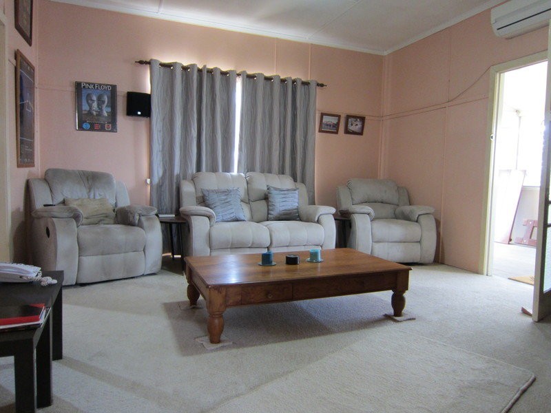 6 McMahon Street, Bundamba QLD 4304