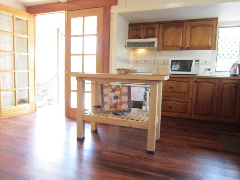 6 McMahon Street, Bundamba QLD 4304