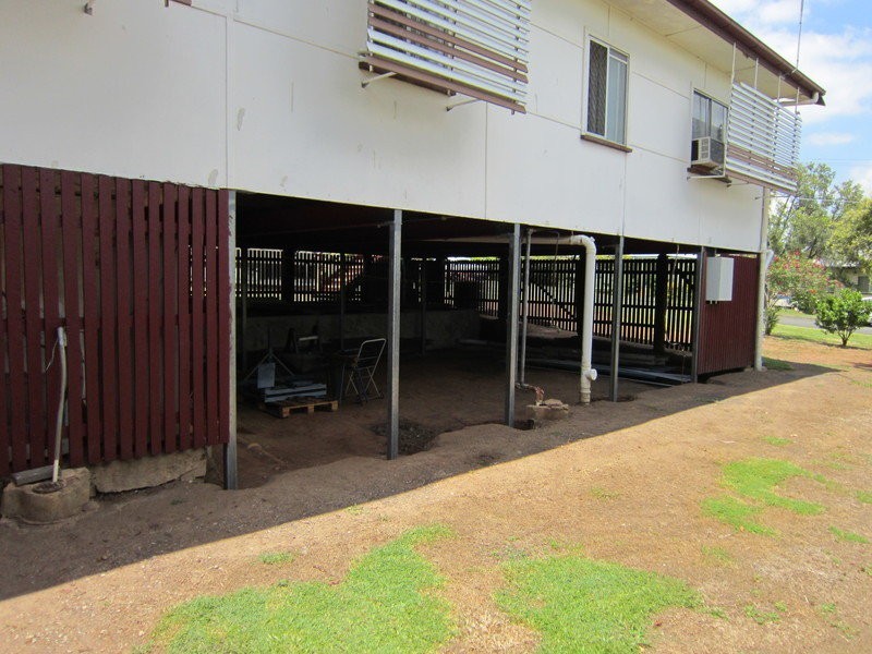 6 McMahon Street, Bundamba QLD 4304