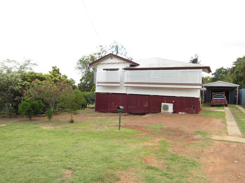 6 McMahon Street, Bundamba QLD 4304