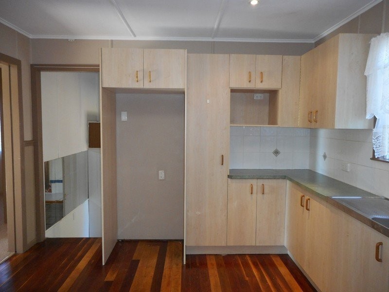 69 North High Street, Brassall QLD 4305