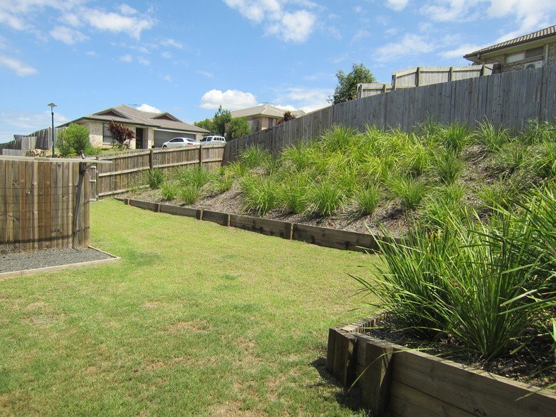 85 Brentwood Drive, Bundamba QLD 4304