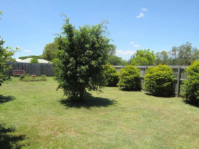 1 Heit Court, North Booval QLD 4304