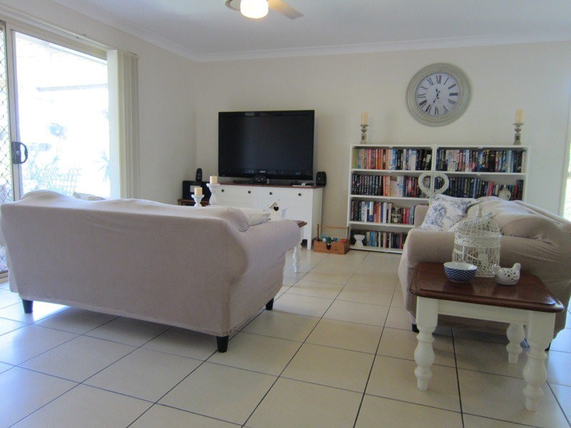 1 Heit Court, North Booval QLD 4304