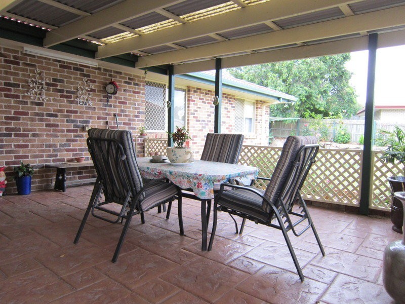 3 Lakewood Court, Flinders View QLD 4305