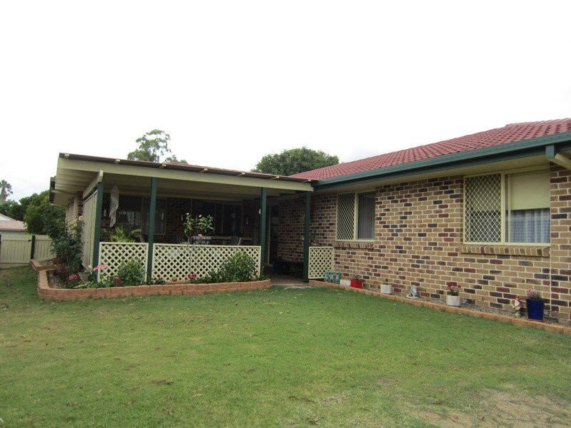 3 Lakewood Court, Flinders View QLD 4305