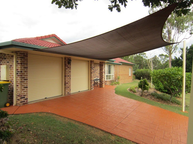 3 Lakewood Court, Flinders View QLD 4305