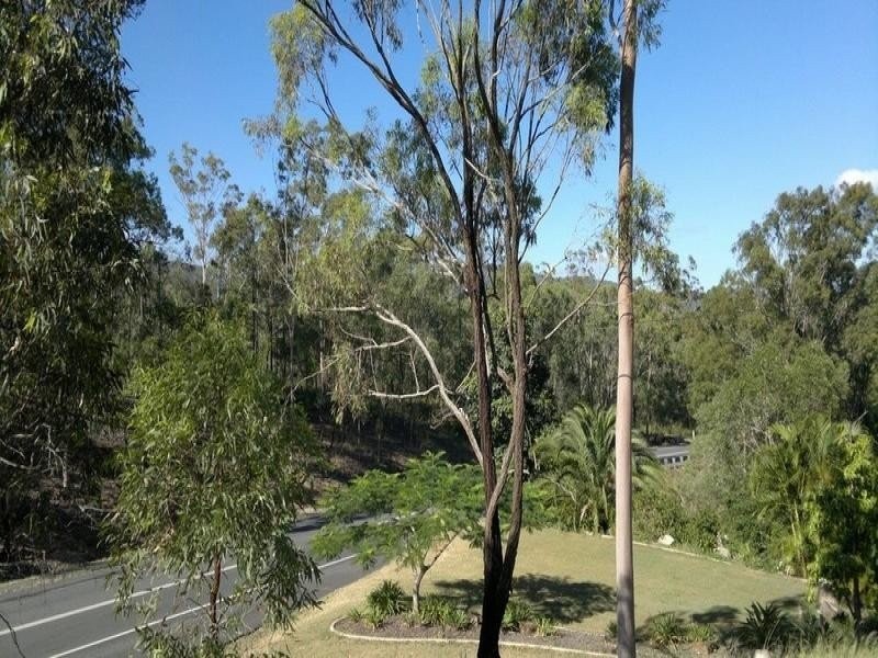 2 Quahlee Grove, Karana Downs QLD 4306