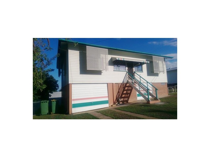 13 Albert Street, North Ipswich QLD 4305
