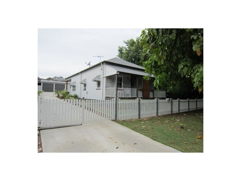 96 Thorn Street, Ipswich QLD 4305