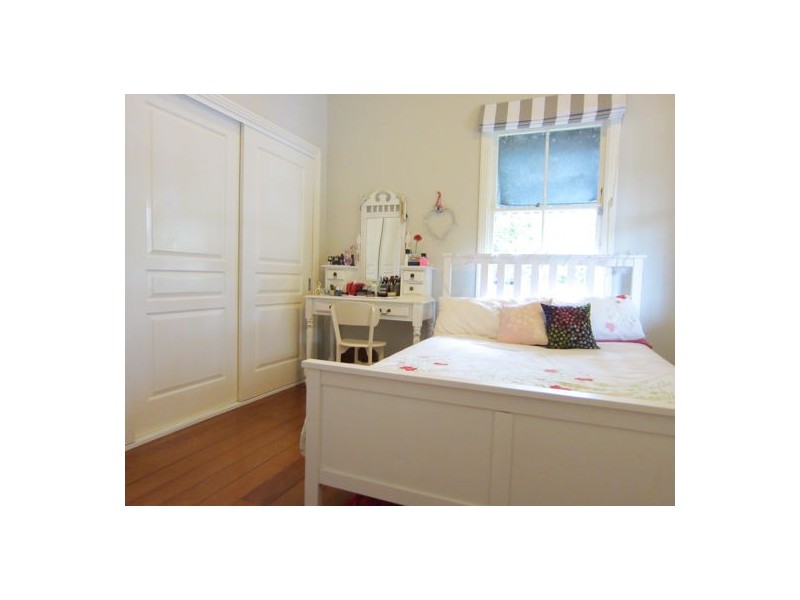 96 Thorn Street, Ipswich QLD 4305