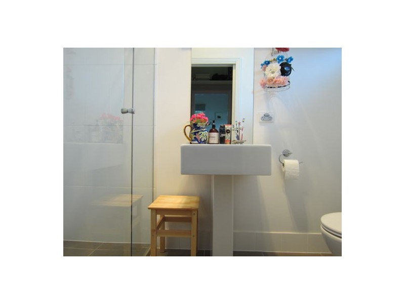 96 Thorn Street, Ipswich QLD 4305